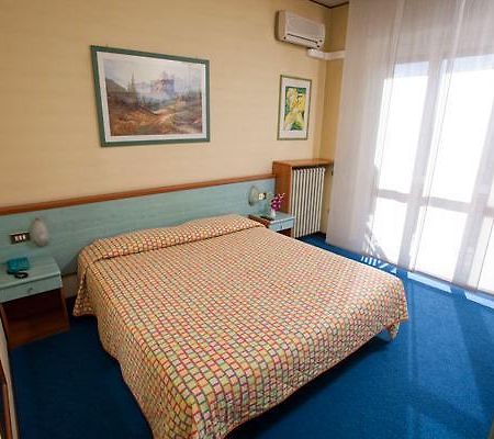 Hotel Victoria Varedo Ngoại thất bức ảnh